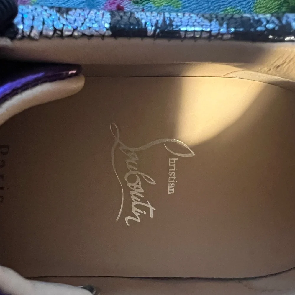 Christian Louboutin Vieira Orlato Sneaker - metallic, holographic leopard print - Picture 12 of 16